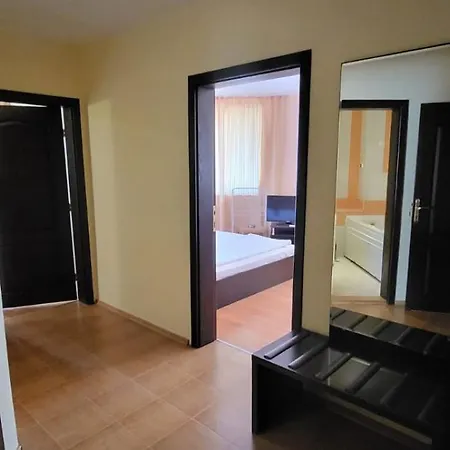 South - New Management And Free Access ホテル ツァレヴォ