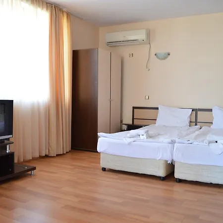 Hotel South - New Management And Free Access 4*