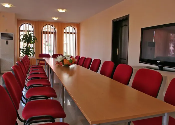 South - New Management&free Access Hotel 4*